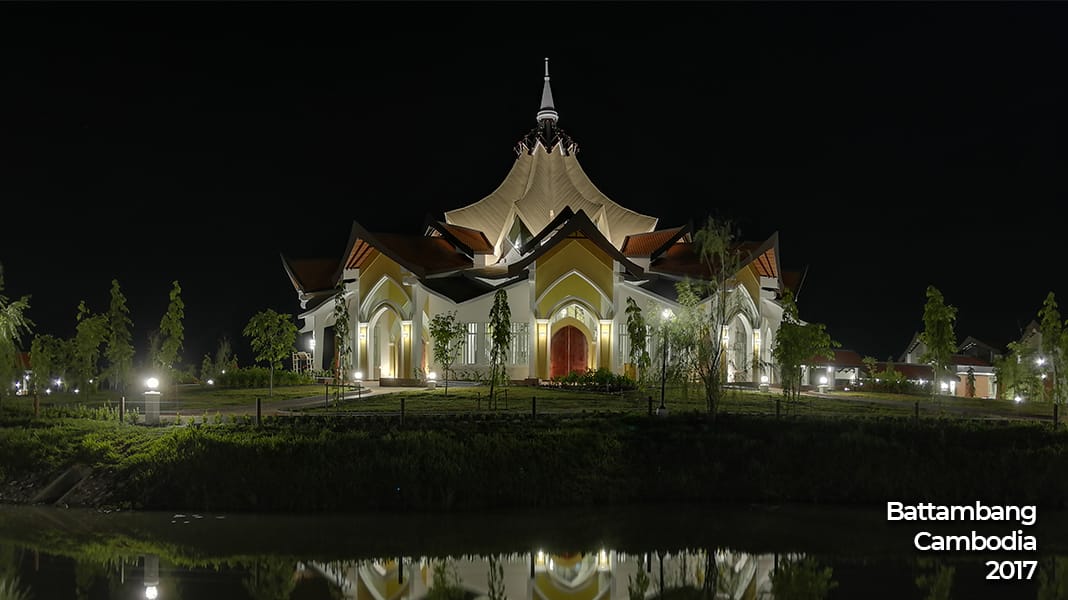 Bahá’í House of Worship 10